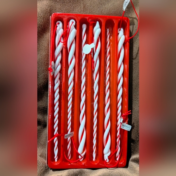 Vintage Midwest Red and White Glass Icicles Ornaments - Picture 3 of 3